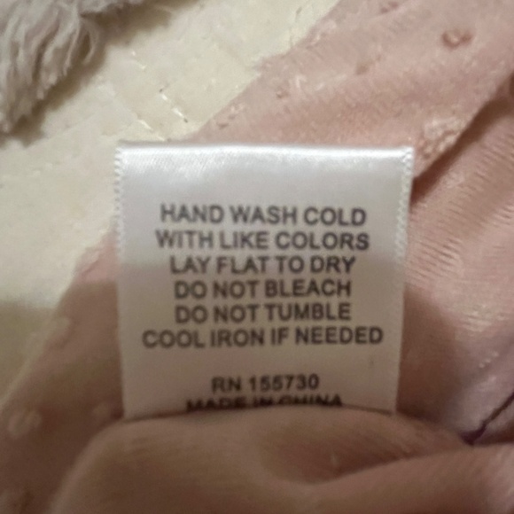 ROSE AND OLIVE WOMEN’S SHORT SLEEVE TOP - Picture 5 of 5